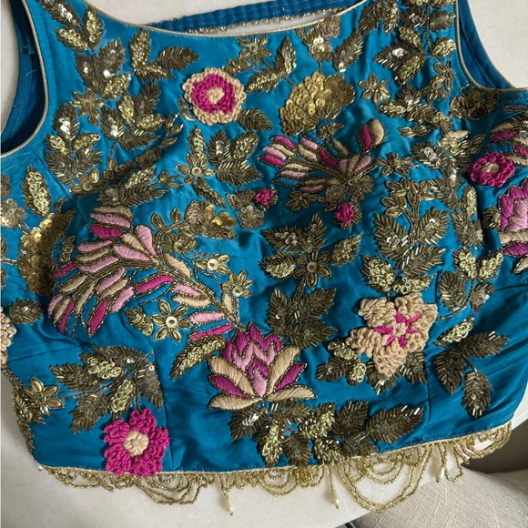 Gorgeous multi color lengha - Picture 14 of 16